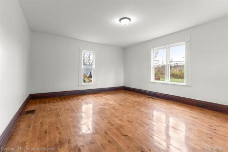 8004 N Farmington Road, Westland, 密西根州 48185, 美國