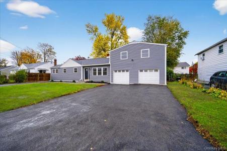 13 Mountain View Avenue, Saugerties, ניו יורק 12477, ארצות הברית של אמריקה