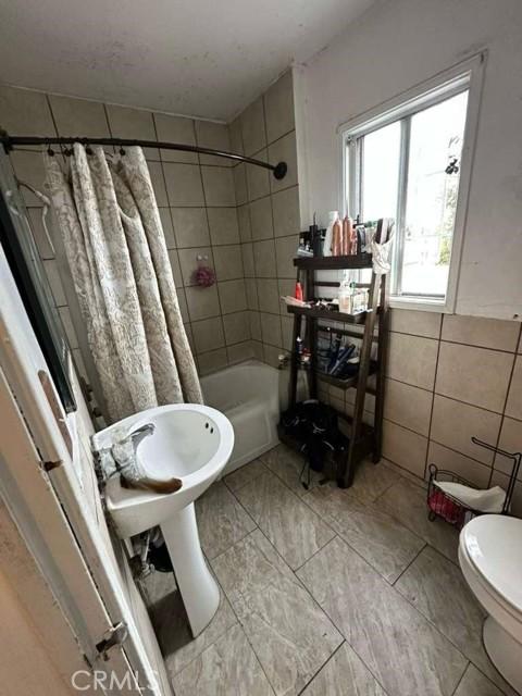 10401 State, South Gate, 加州 90280, 美國