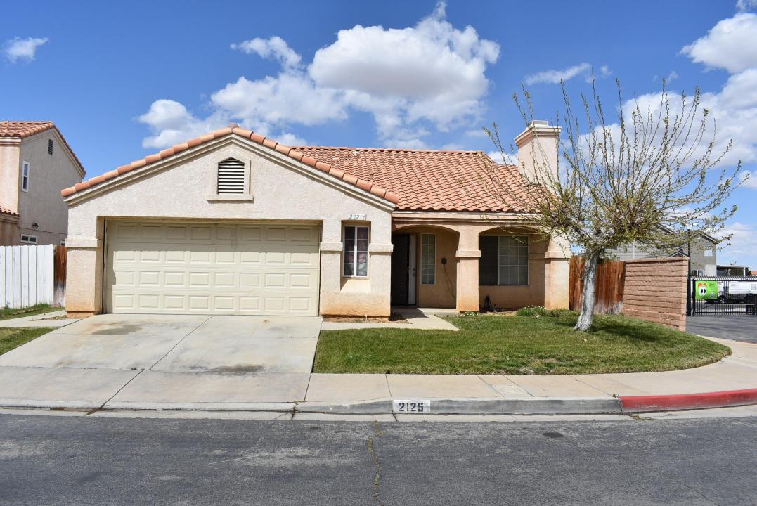 2125 Bramble Lane, Palmdale, California 93550