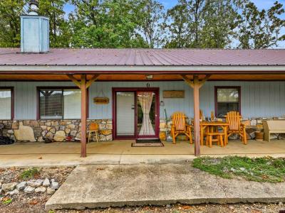 557 HAGEWOOD LANE, Theodosia, Missouri 65761, USA