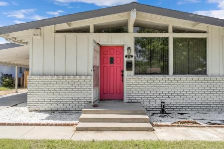 835 I Street, Parlier, 加利福尼亚州 93648, 美国