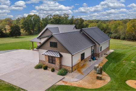 1651 Sneed Road, Carbondale, Illinois 62902