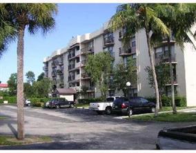 2771 Riverside Drive #404A, Coral Springs, Florida 33065, USA