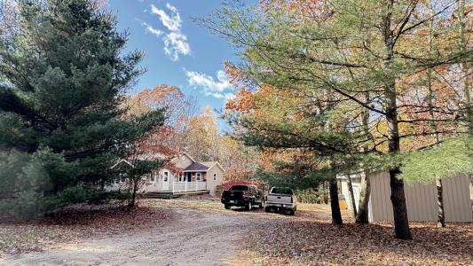 2790 Gilroy, Harrison, Michigan 48625, HOA KỲ