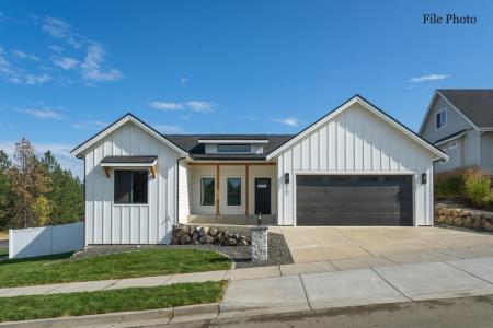 146 Legacy Way, Nine Mile Falls, Washington 99026