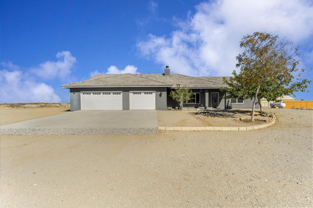 2700 Olivera Rd, Pinon Hills, California 92371, Estados Unidos