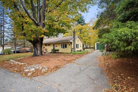 2 Sunset Ln, Spencer, Massachusetts 01562, Stati Uniti