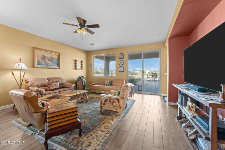 1900 W Ringo Road, Wickenburg, Arizona 85390