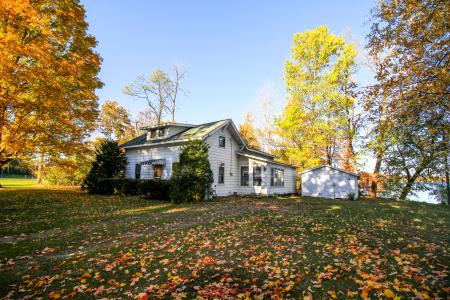 303 Spring Street, Constantine, Michigan 49042, Estados Unidos