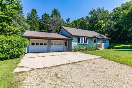 3317 Airport Road, Cross Plains, Wisconsin 53528, Estados Unidos