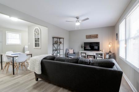 320 Dale Ter, Clarksville, Tennessee 37042, Estados Unidos