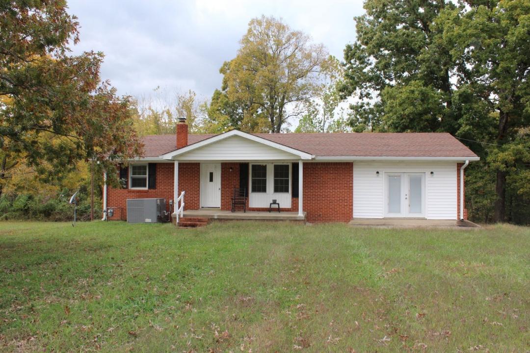 1165 Green Shanty Rd, Tennessee Ridge, Tennessee 37178