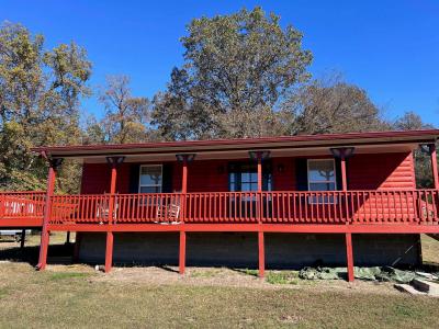 23 Lodge Lane, Mountain View, Arkansas 72560, USA