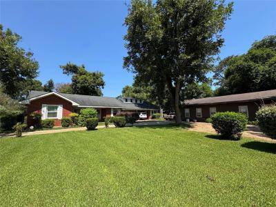 6142 Masonic Drive, Alexandria, Louisiana 71031