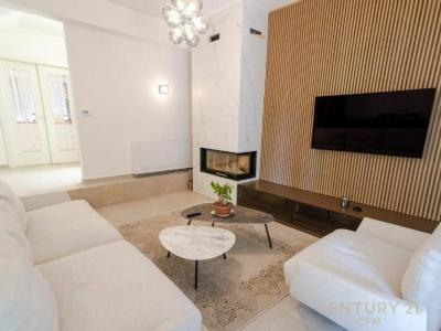 Rruga e Elbasanit, Tirana, Albania