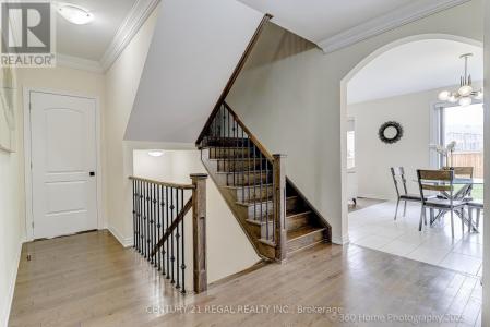 30 ALBERT SPENCER AVENUE, Caledon (caledon East), オンタリオ L7C 4G4, カナダ