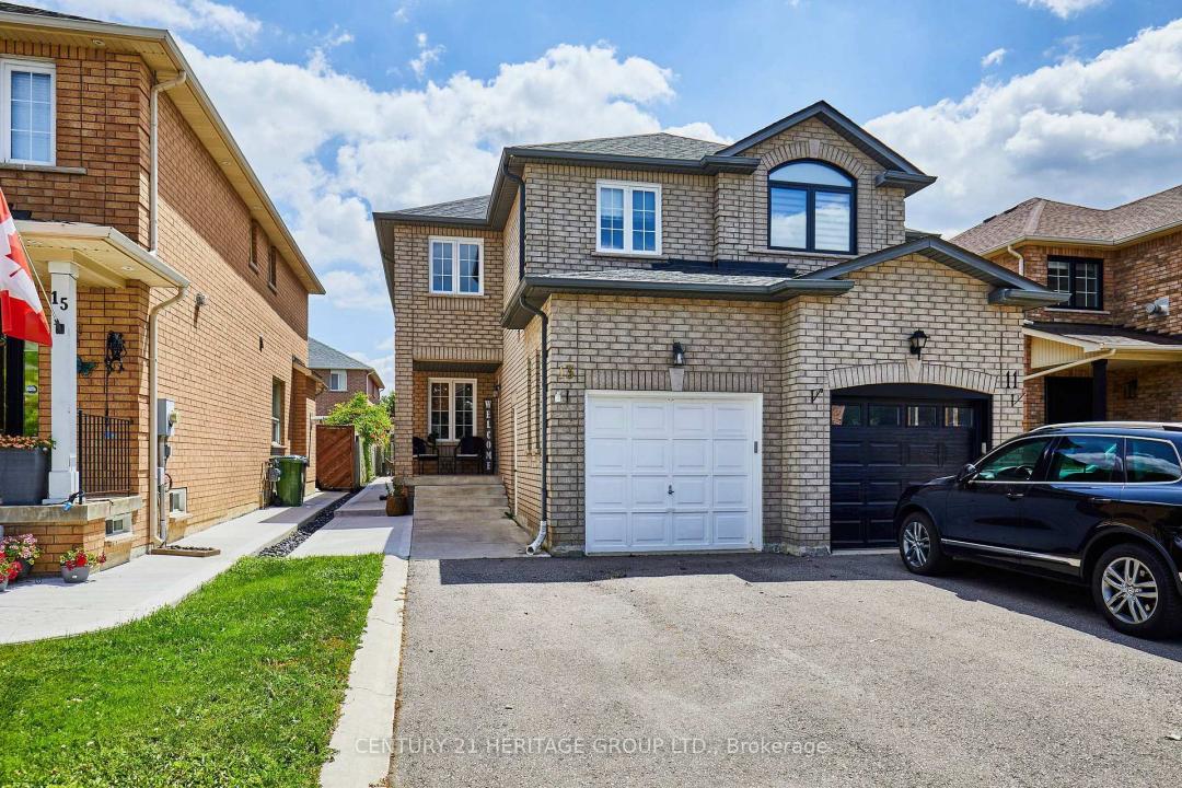 13 CARRIAGE HOUSE ROAD, Caledon, Ontario L7E 2H8, Canada