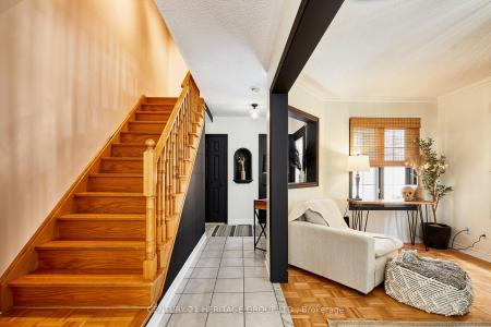 13 CARRIAGE HOUSE ROAD, Caledon, Ontario L7E 2H8, Canada