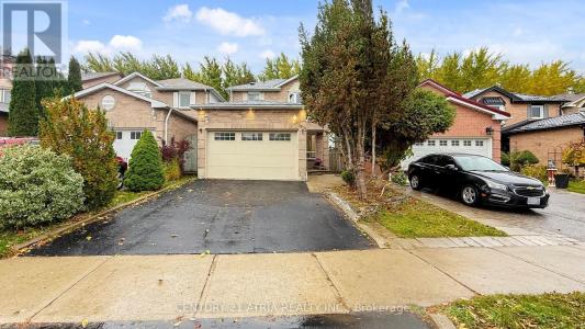 1671 PORTLAND COURT, Pickering (village East), Ontario L1V 5L5, Kanada