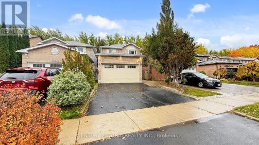 1671 PORTLAND COURT, Pickering (village East), Ontario L1V 5L5, Kanada