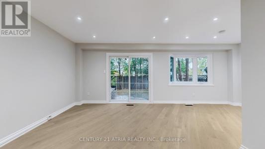 1671 PORTLAND COURT, Pickering (village East), Ontario L1V 5L5, Kanada