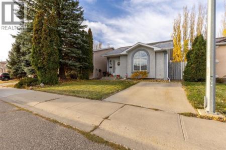 66 ASSINIBOIA WAY WEST, Lethbridge, Alberta T1K 7L7, Canada