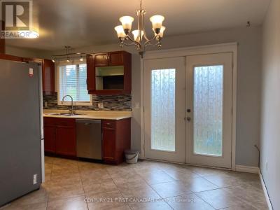 50 CHAPMAN COURT, London North (north I), Ontario N6G 5E1, Canadá