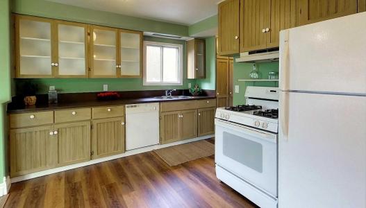 5101 7TH AVENUE, Edson, Alberta T7E 1K5, Canada