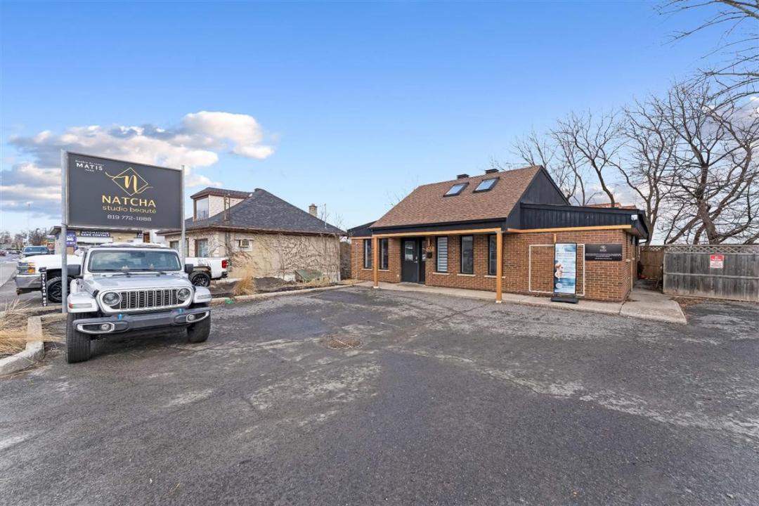 618 Boul. St-Joseph, Gatineau (Hull), Quebec J8Y 4A8, Canada