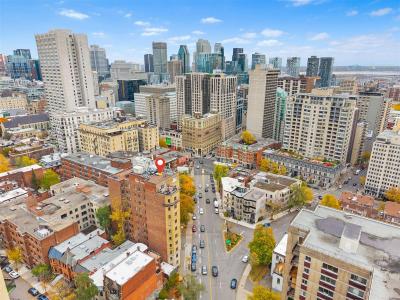 3465  Ch. de la Côte-des-Neiges, Montréal (Ville-Marie), Quebec H3H 1T7, Canada