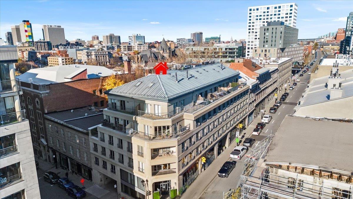 405  Rue Notre-Dame E., Montréal (Ville-Marie), Quebec H2Y 1C9, Canada