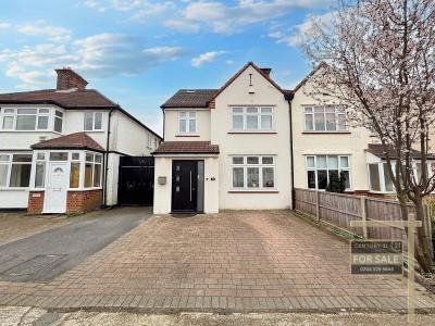 30, Dorset Waye, HOUNSLOW, United Kingdom