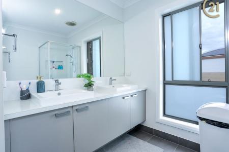 11 Kerrford Drive, Thurgoona, NSW 2640, Australien