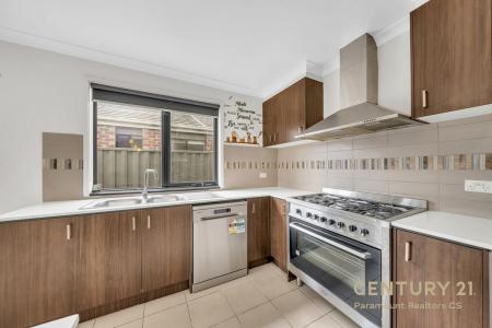 9 Surveyor Street, Wyndham Vale, VIC 3024, Australia