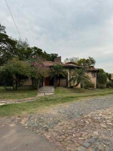 Capitán Aparicio Figari 1410, Lambaré, セントラル・ヒーティング 12345, パラグアイ