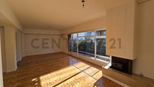 Jose Hernandez 2500, Belgrano, Capital Federal 1426, アルゼンチン