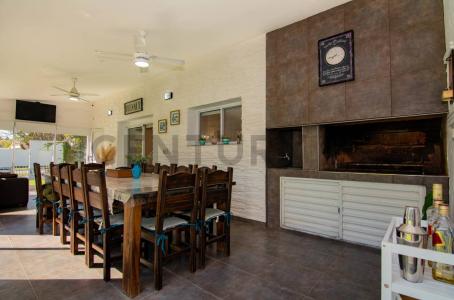 Leónidas Gambartes 250, Roldán, Santa Fe 2134, Argentina