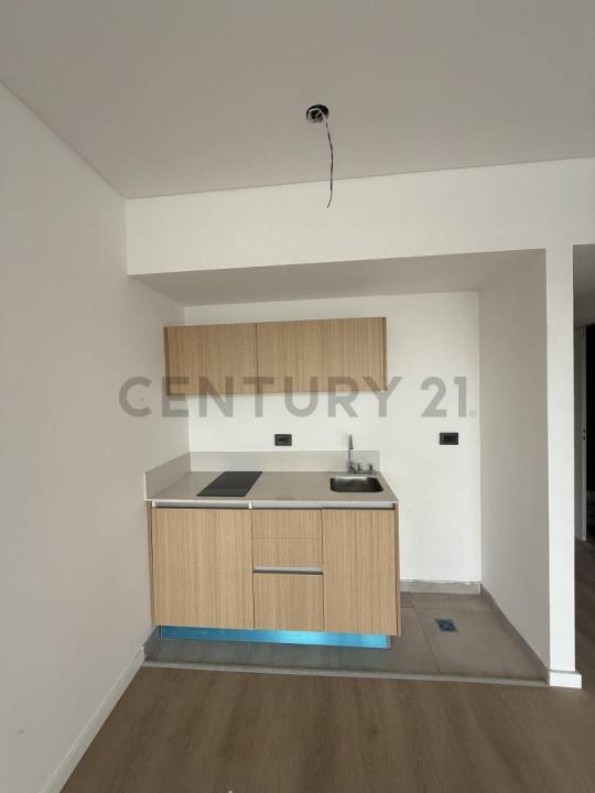 Av. San Martín 4002, Villa Del Parque, Capital Federal 1405, Argentina