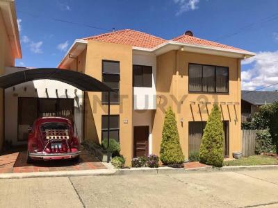 Av 21 de Junio Urb. Colinas Verdes, Las Lomas de Achumani 23, La Paz, La Paz 00000, Bolivia