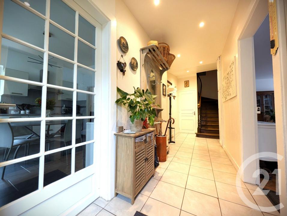 Limoges, Limusino 87000, França