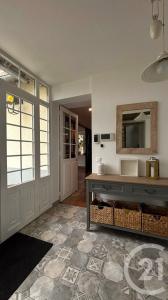 Rouvres, Centro – Val De Loira 28260, Francia