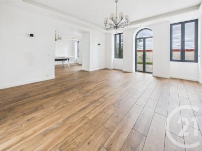 Villenave D Ornon, Aquitaine 33140, Pháp