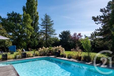 Loisin, Rodano-Alpi 74140, Francia