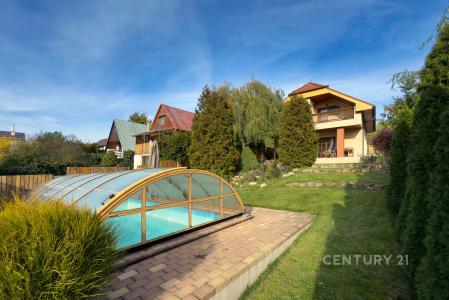 Nad Višňovkou, Statenice, Praha-západ 25262, 捷克共和國