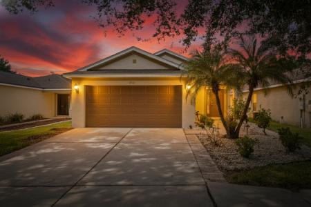 11550 Crestlake Village Drive, Riverview, Florida 33569, USA