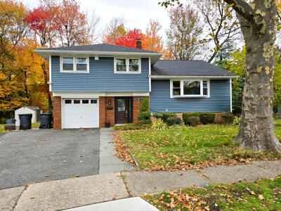 56 Sergent Ct, Bergenfield, Nueva Jersey 07621, Estados Unidos