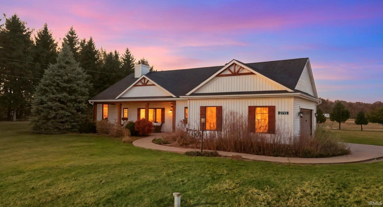 2713 County Road 60, Auburn, Indiana 46706-9568