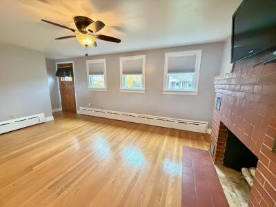 6 Vineyard Ave, Clinton, マサチューセッツ 01510, アメリカ合衆国