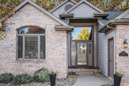 1647 Brookstone Court, Elkhart, Индиана 46514, Соединенные Штаты